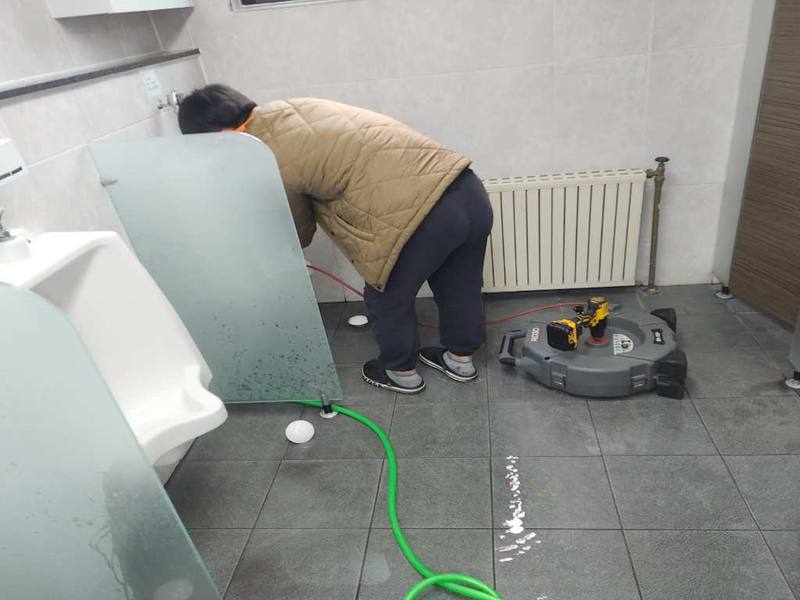 용인 소변기막힘 작업사례 2